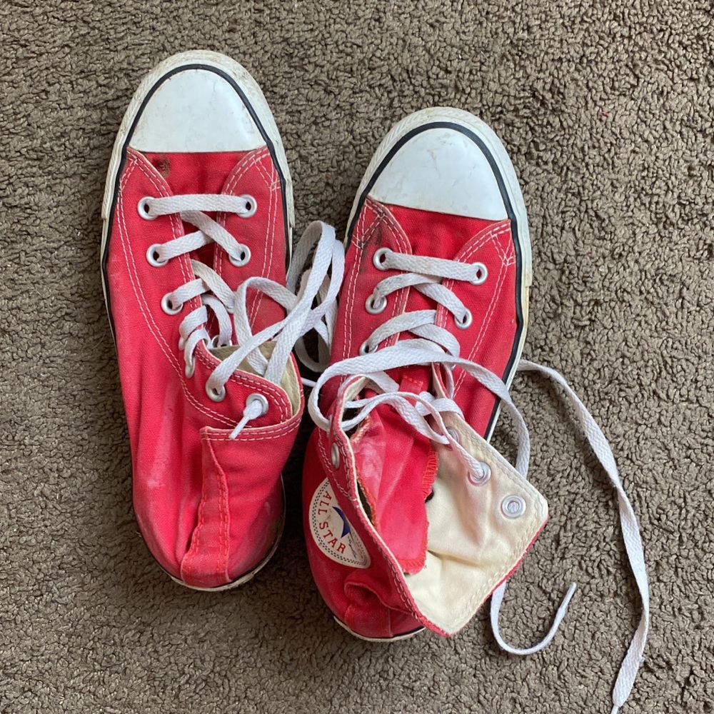 Converse size 8